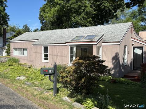 149 Old Sachems Head Road Guilford CT 06437