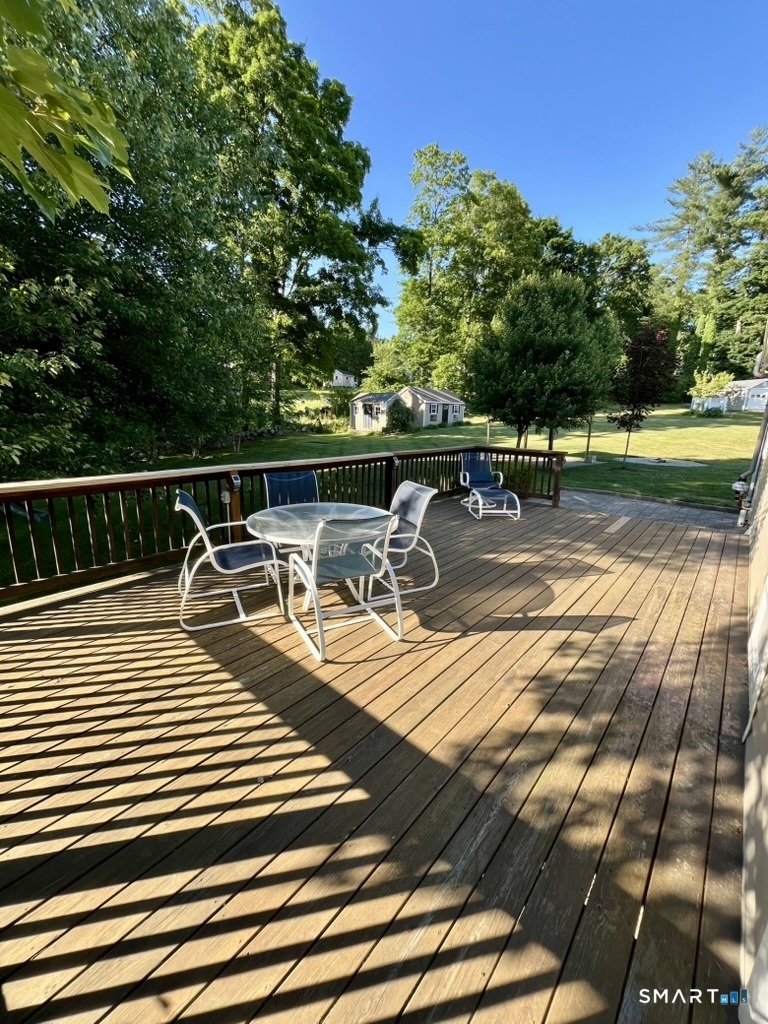 28 Brookfield Meadows Street Brookfield CT 06804