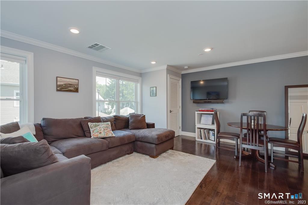 2 Bishop Road West Hartford CT 06119