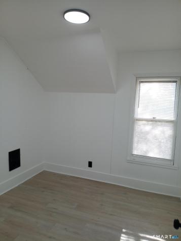 105 Hillside Avenue New Haven CT 06512