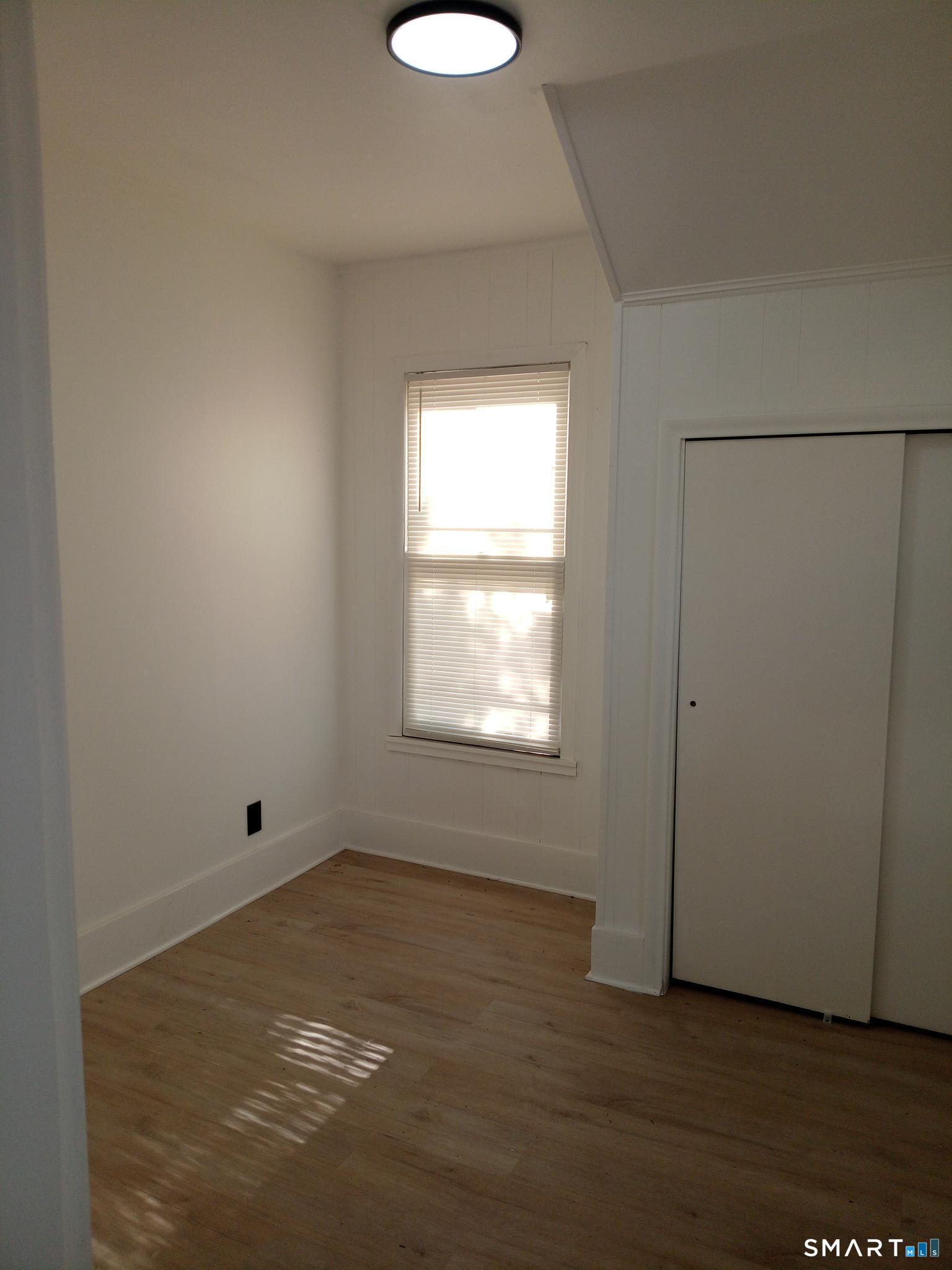 105 Hillside Avenue New Haven CT 06512
