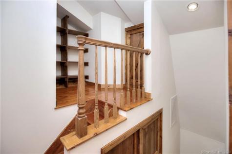 5 Old Mill Road Weston CT 06883