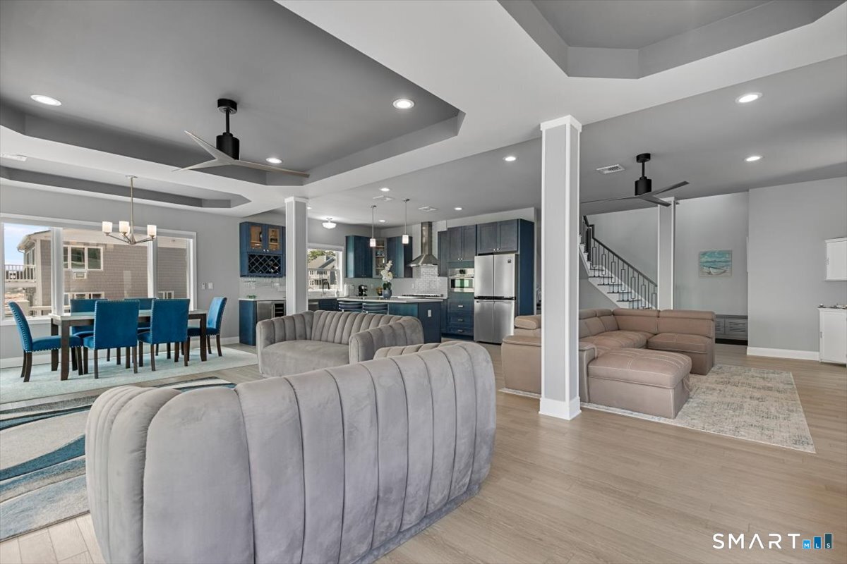 6 First Avenue East Haven CT 06512