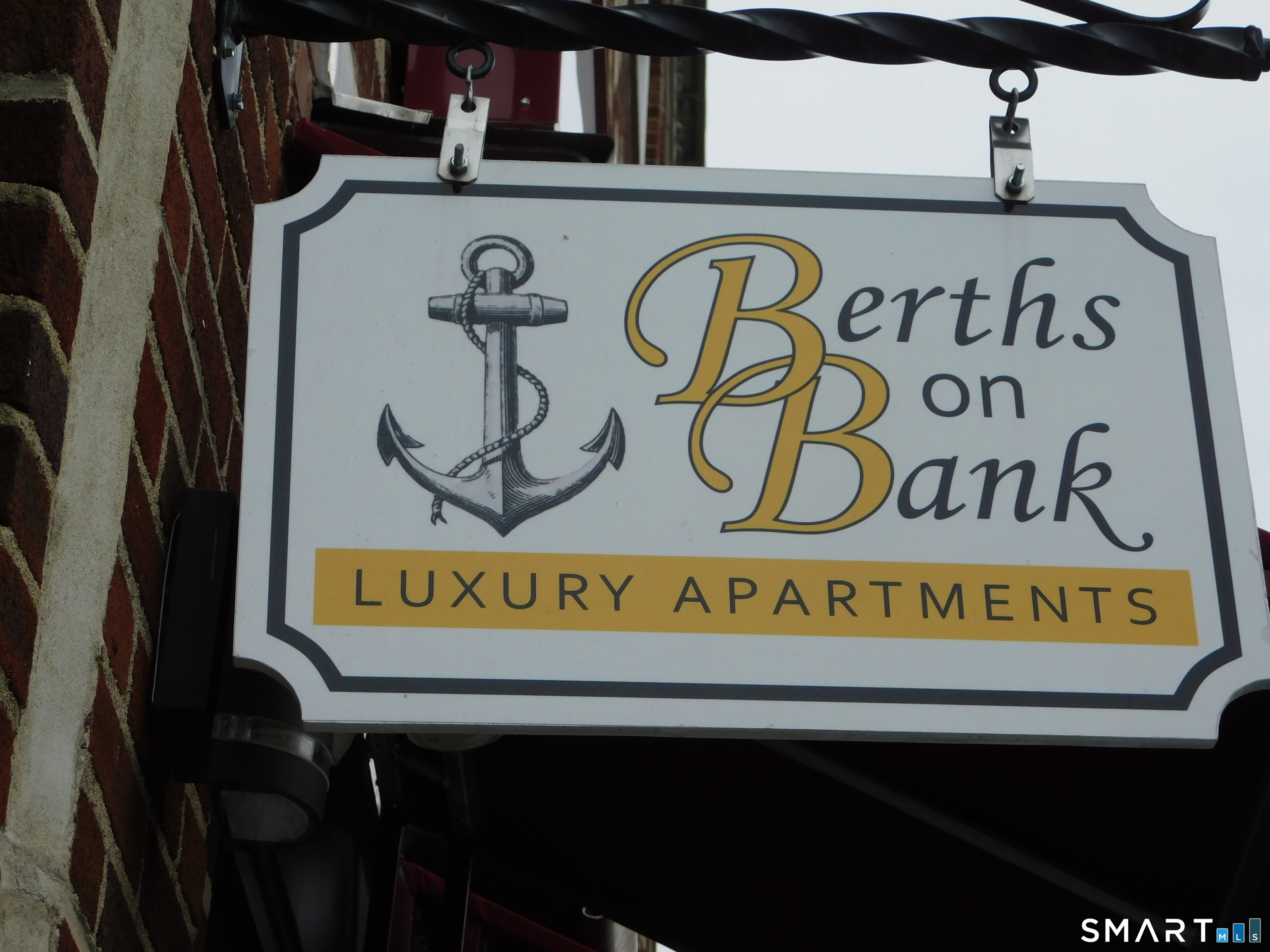 153 Bank Street New London CT 06320