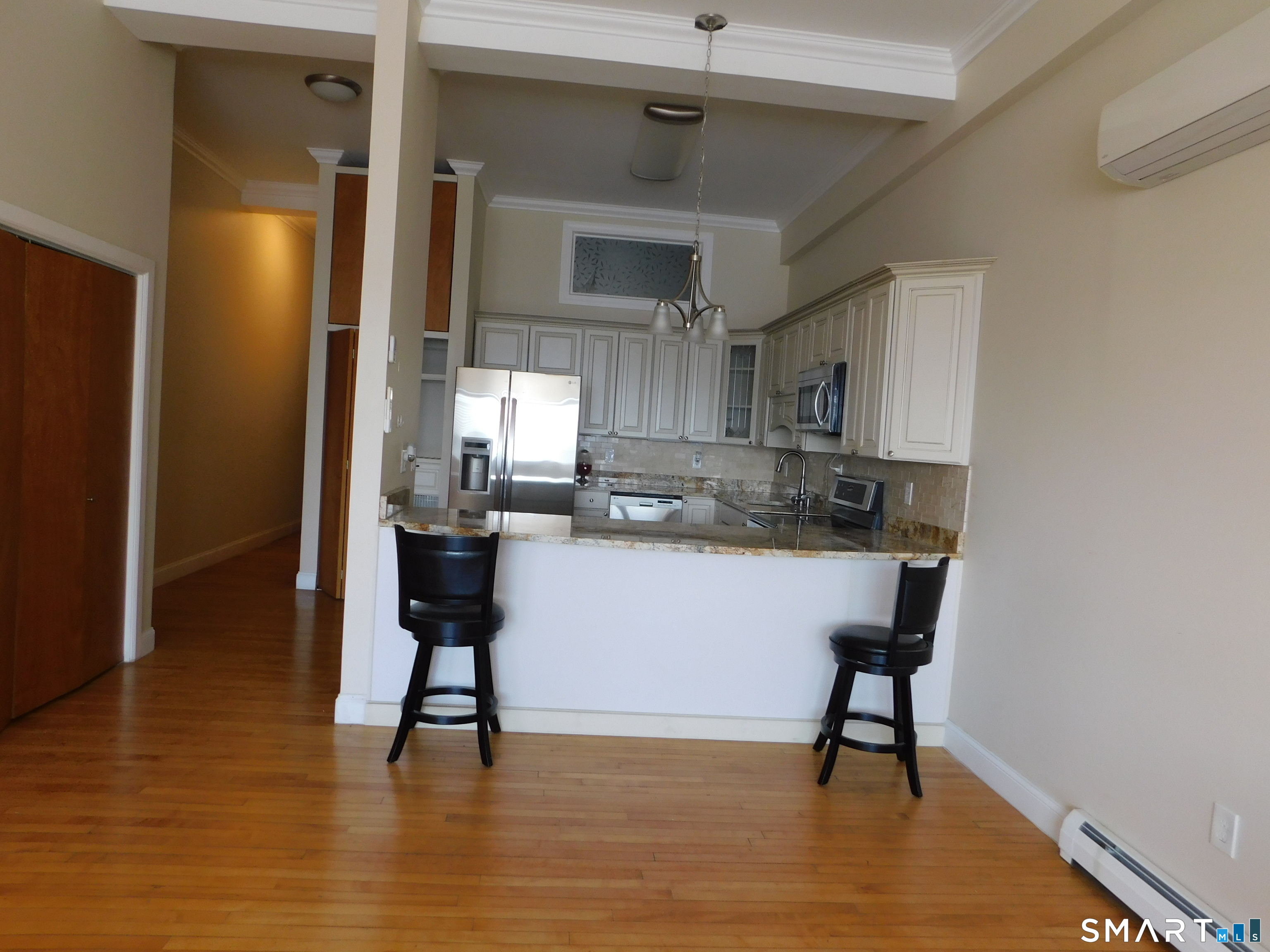 153 Bank Street New London CT 06320