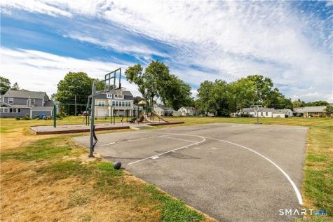 4 Elinor Road Old Saybrook CT 06475