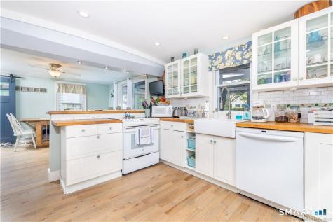 4 Elinor Road Old Saybrook CT 06475