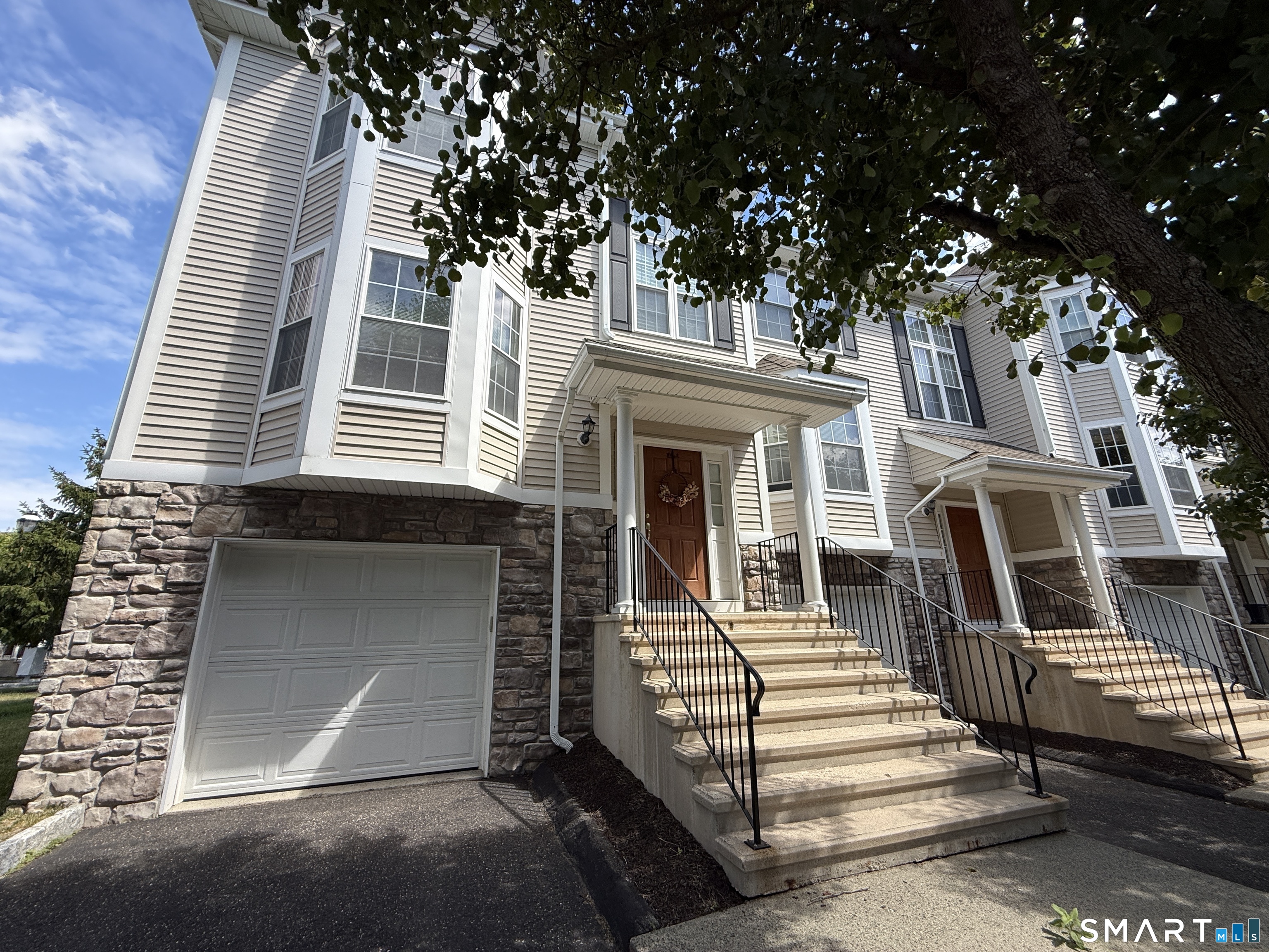 1401 Briar Woods Lane Danbury CT 06811