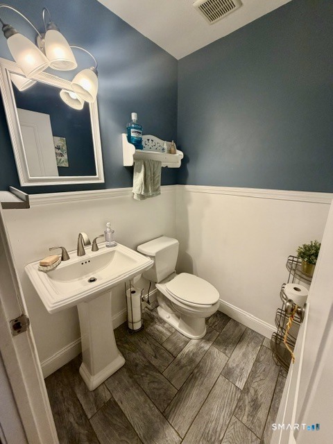 500 Wolcott Lane Orange CT 06477