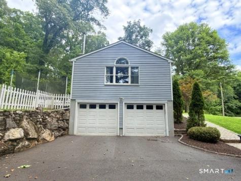 500 Wolcott Lane Orange CT 06477