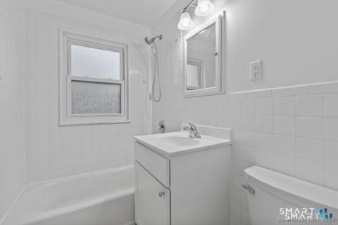 28 Hamilton Court Stamford CT 06902