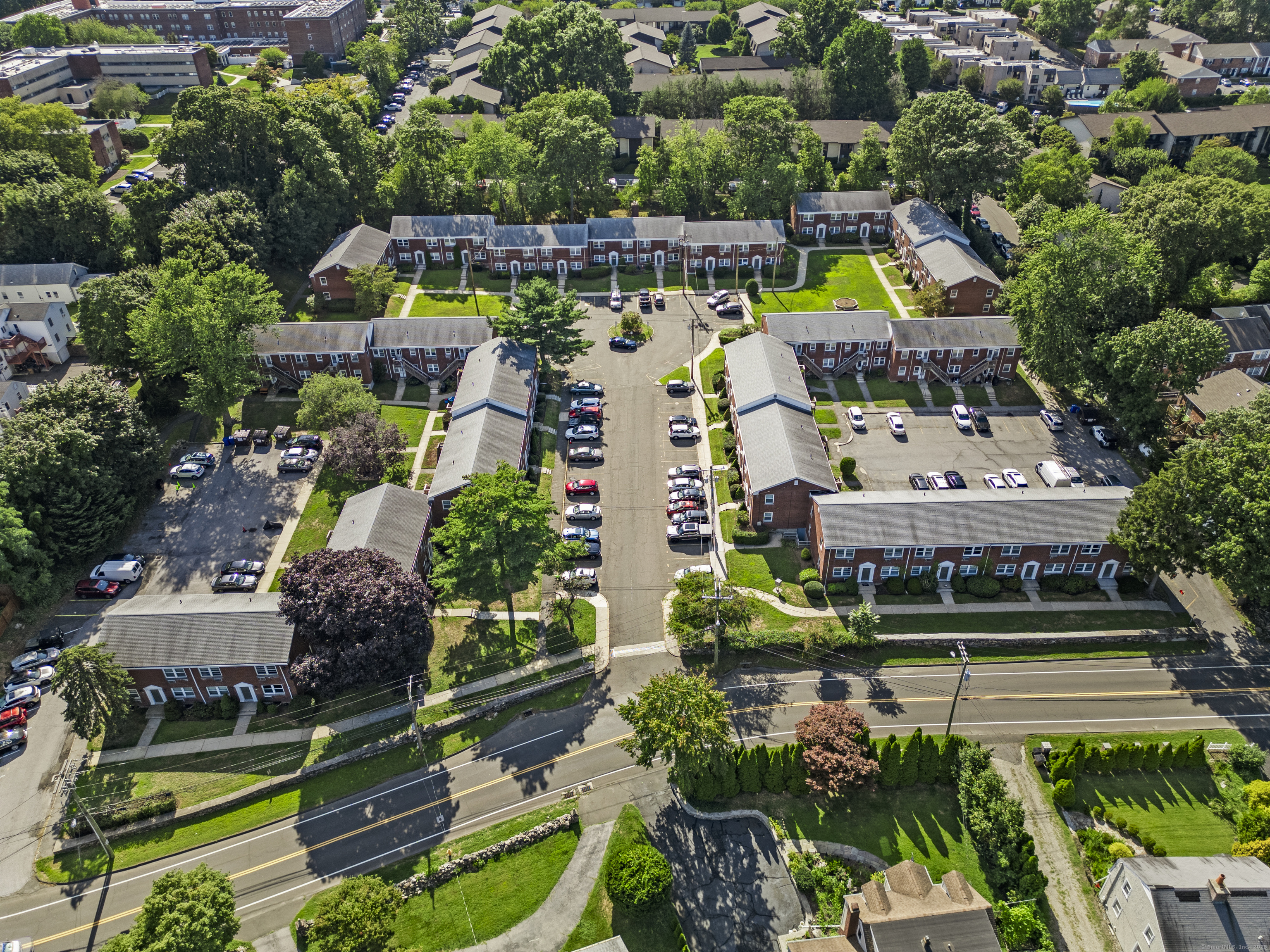28 Hamilton Court Stamford CT 06902