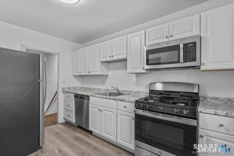 28 Hamilton Court Stamford CT 06902