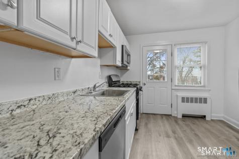 28 Hamilton Court Stamford CT 06902