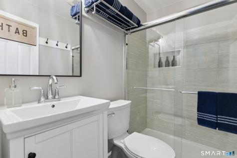 85 Michael Drive Guilford CT 06437