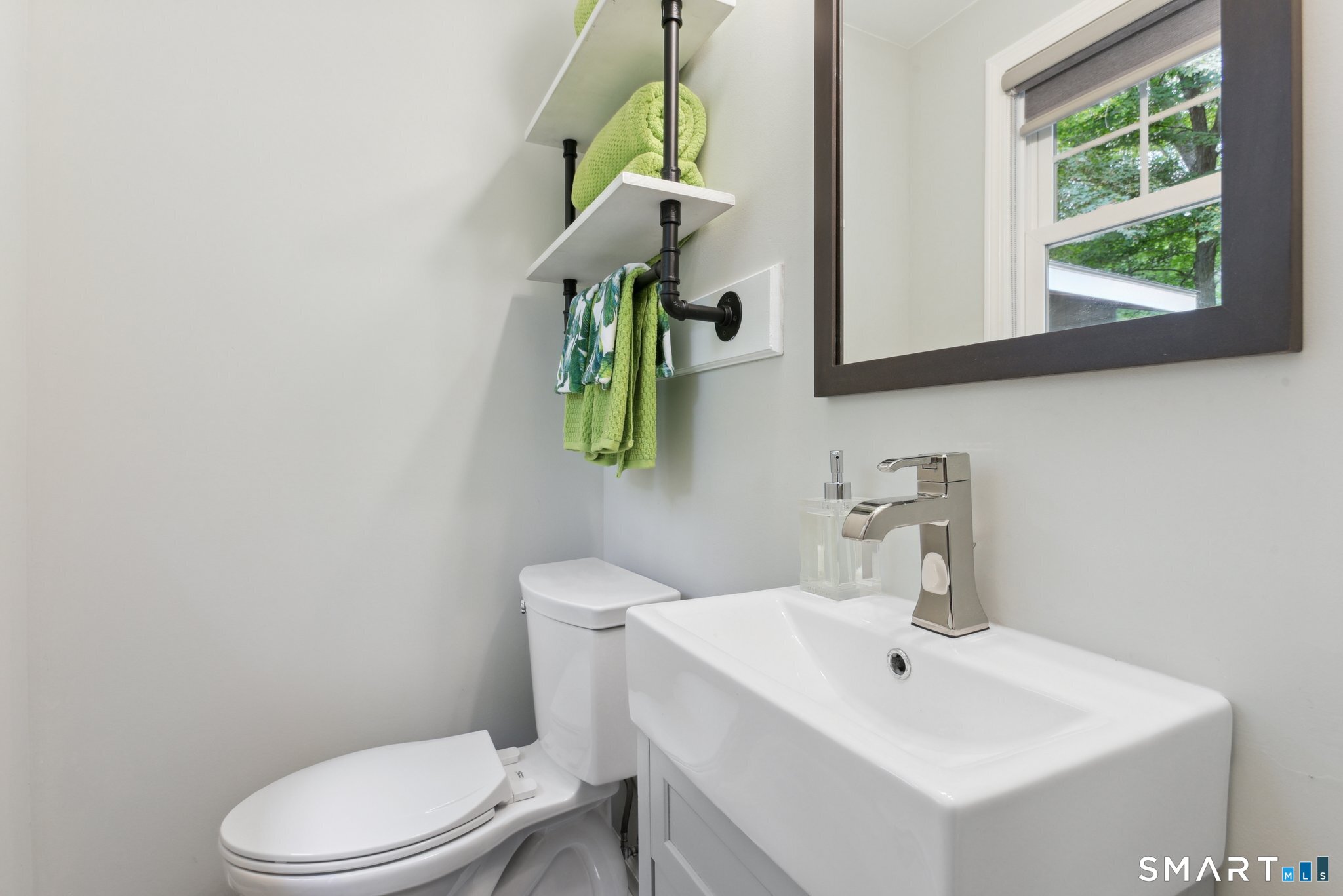 85 Michael Drive Guilford CT 06437