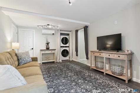 85 Michael Drive Guilford CT 06437