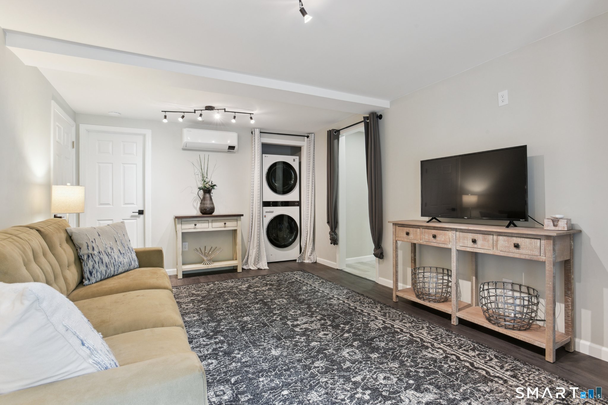 85 Michael Drive Guilford CT 06437