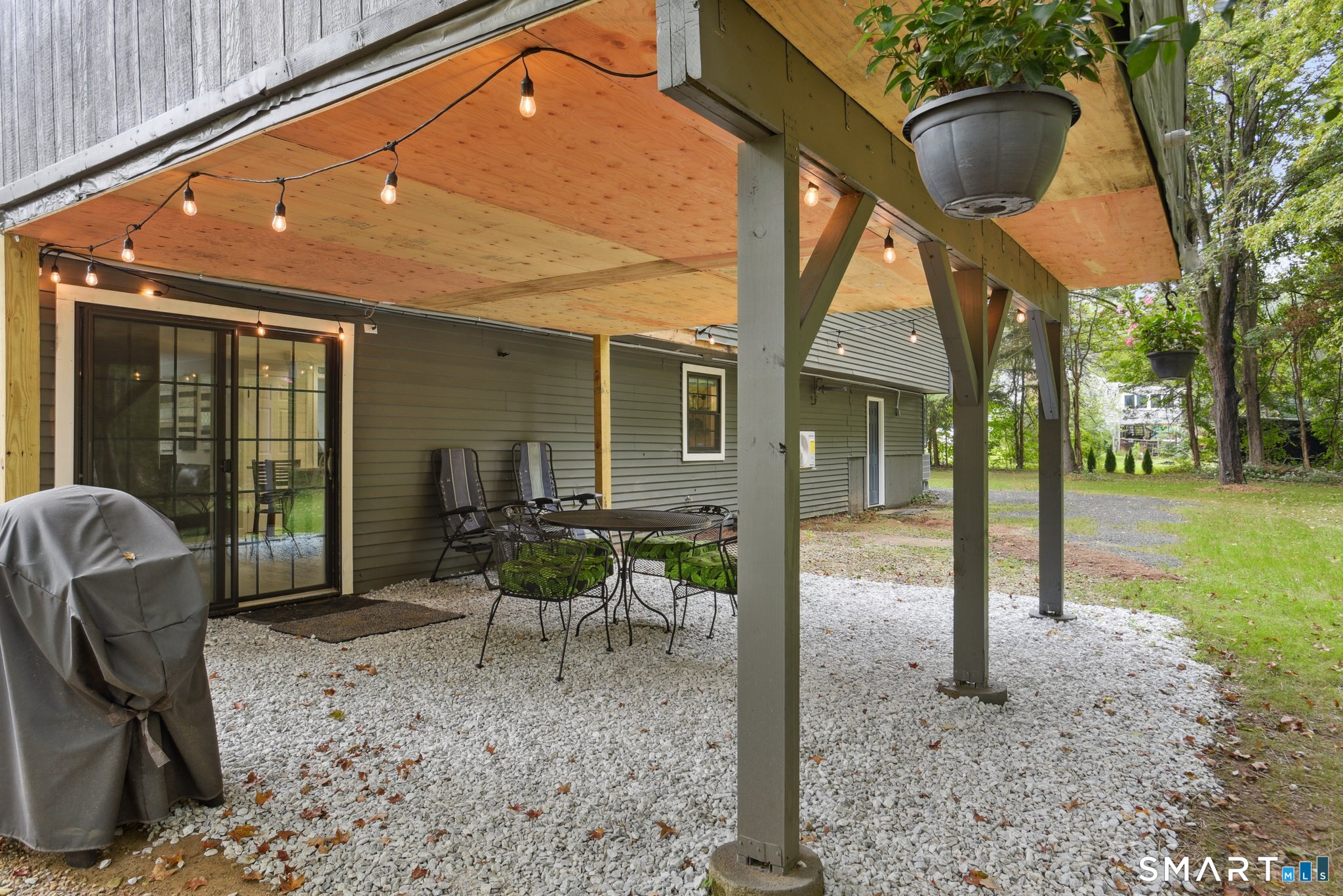 85 Michael Drive Guilford CT 06437