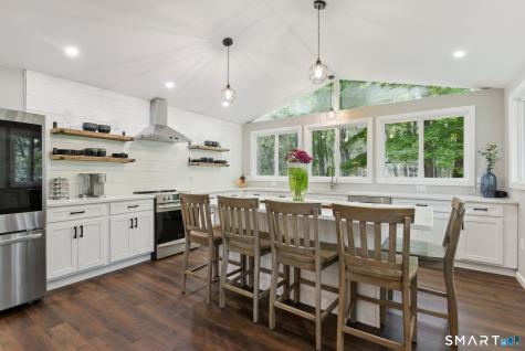 85 Michael Drive Guilford CT 06437