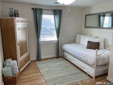 12 East Bishop Street Waterford CT 06385