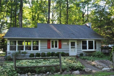 15 Elm Lane New Milford CT 06776