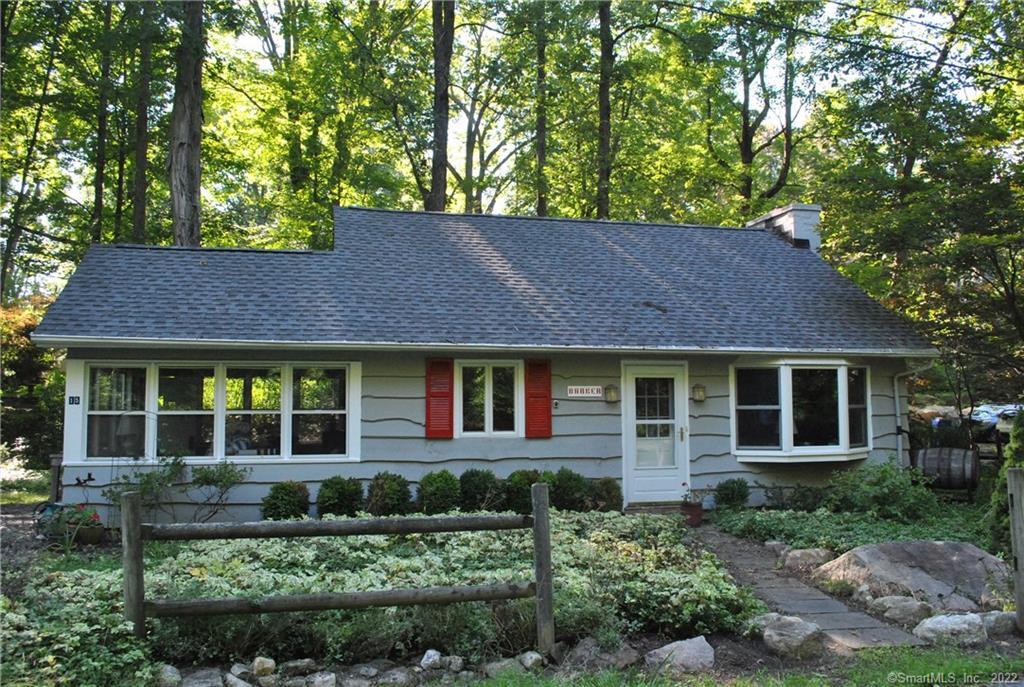 15 Elm Lane New Milford CT 06776