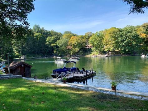 11 Candlewood Road New Fairfield CT 06812