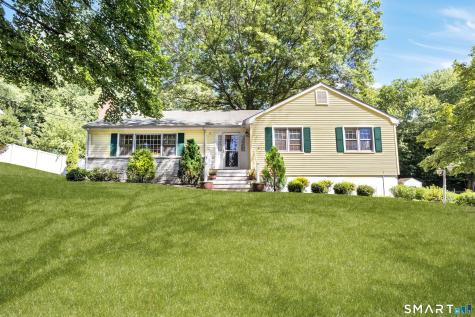 180 Weeping Willow Lane Fairfield CT 06825