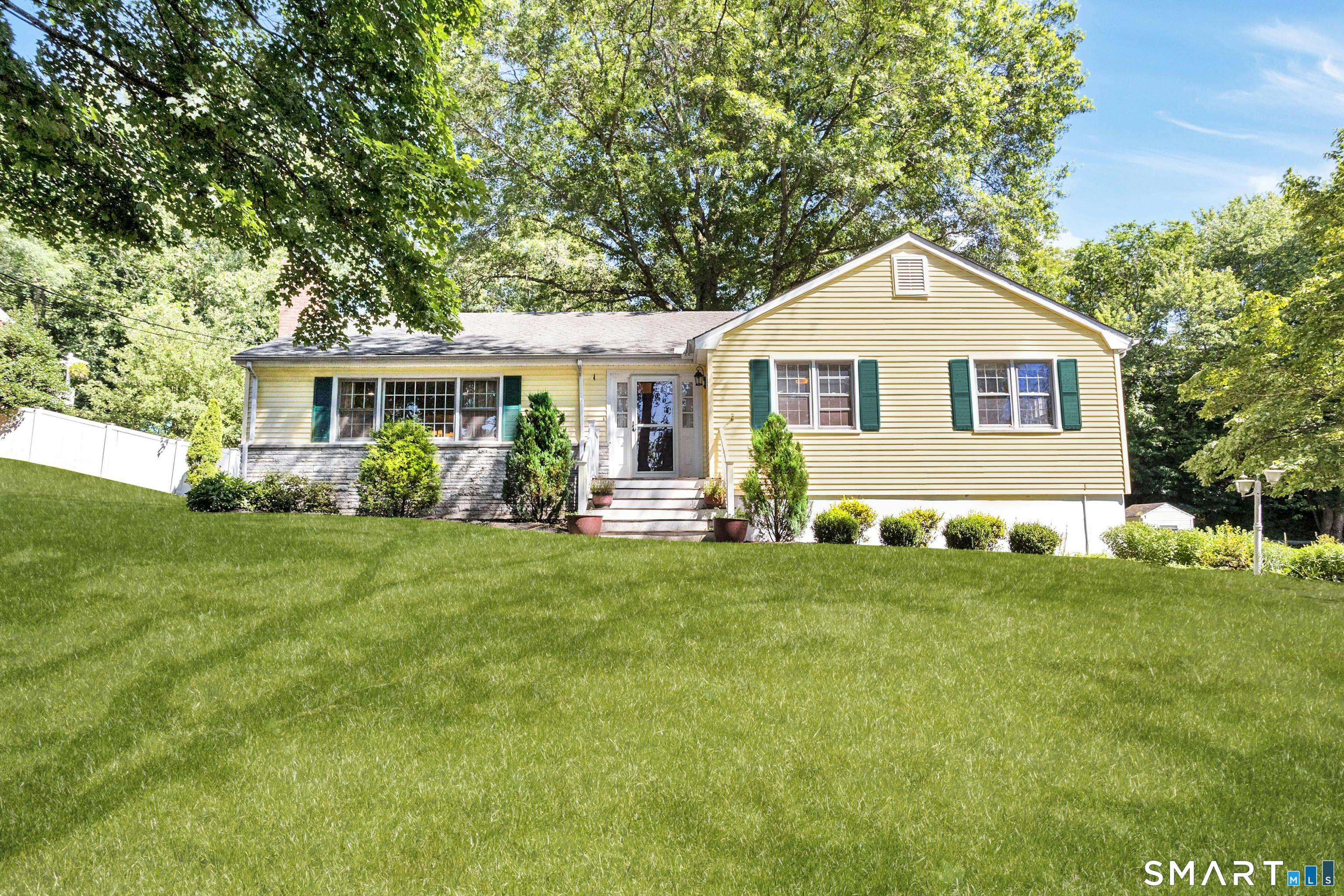 180 Weeping Willow Lane Fairfield CT 06825