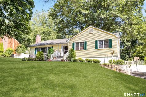 180 Weeping Willow Lane Fairfield CT 06825