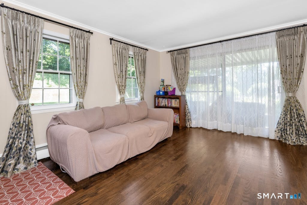 180 Weeping Willow Lane Fairfield CT 06825