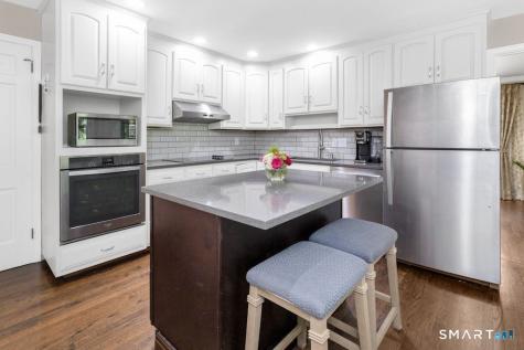 180 Weeping Willow Lane Fairfield CT 06825