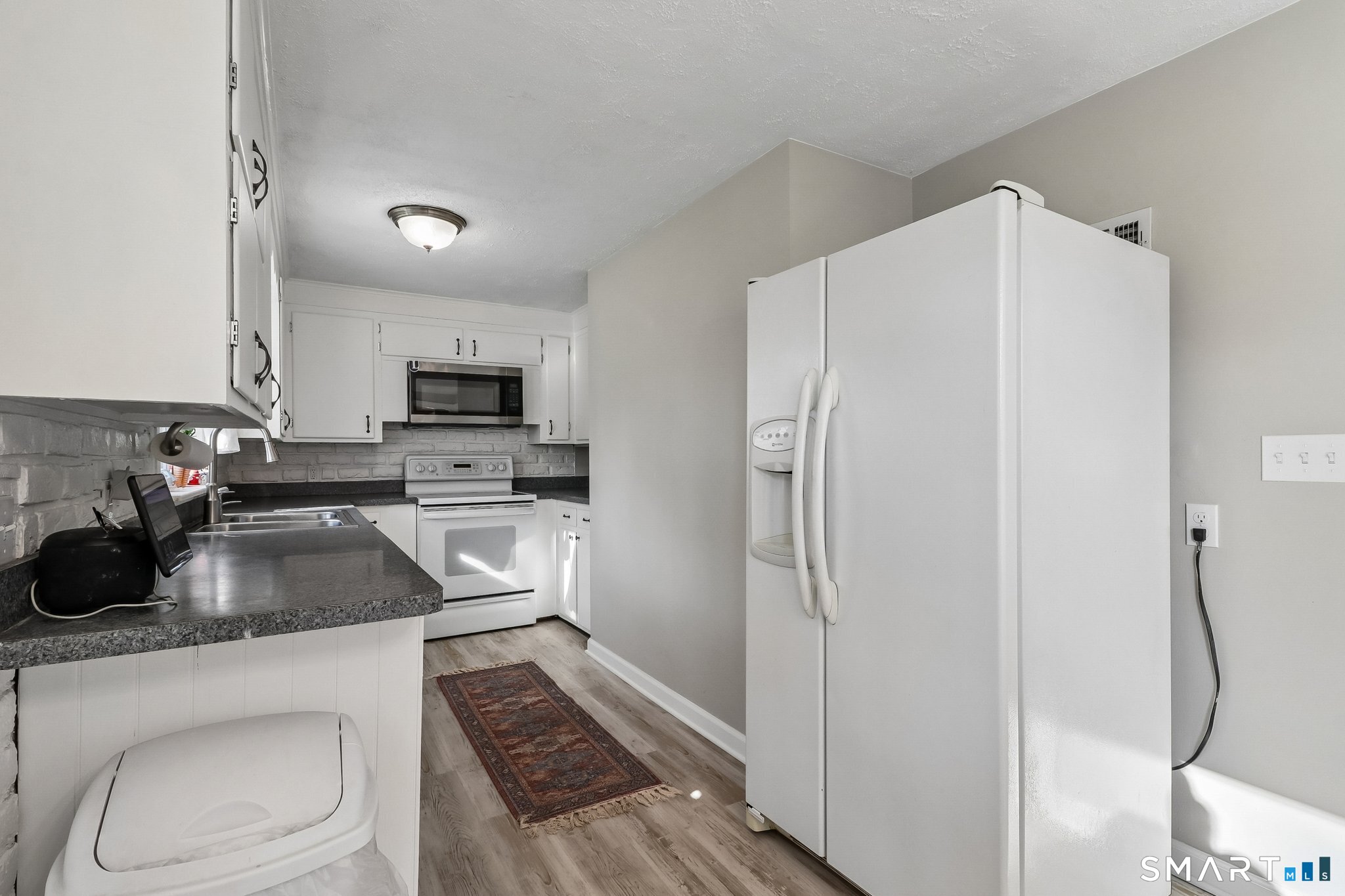 27 Melrose Avenue Hamden CT 06518