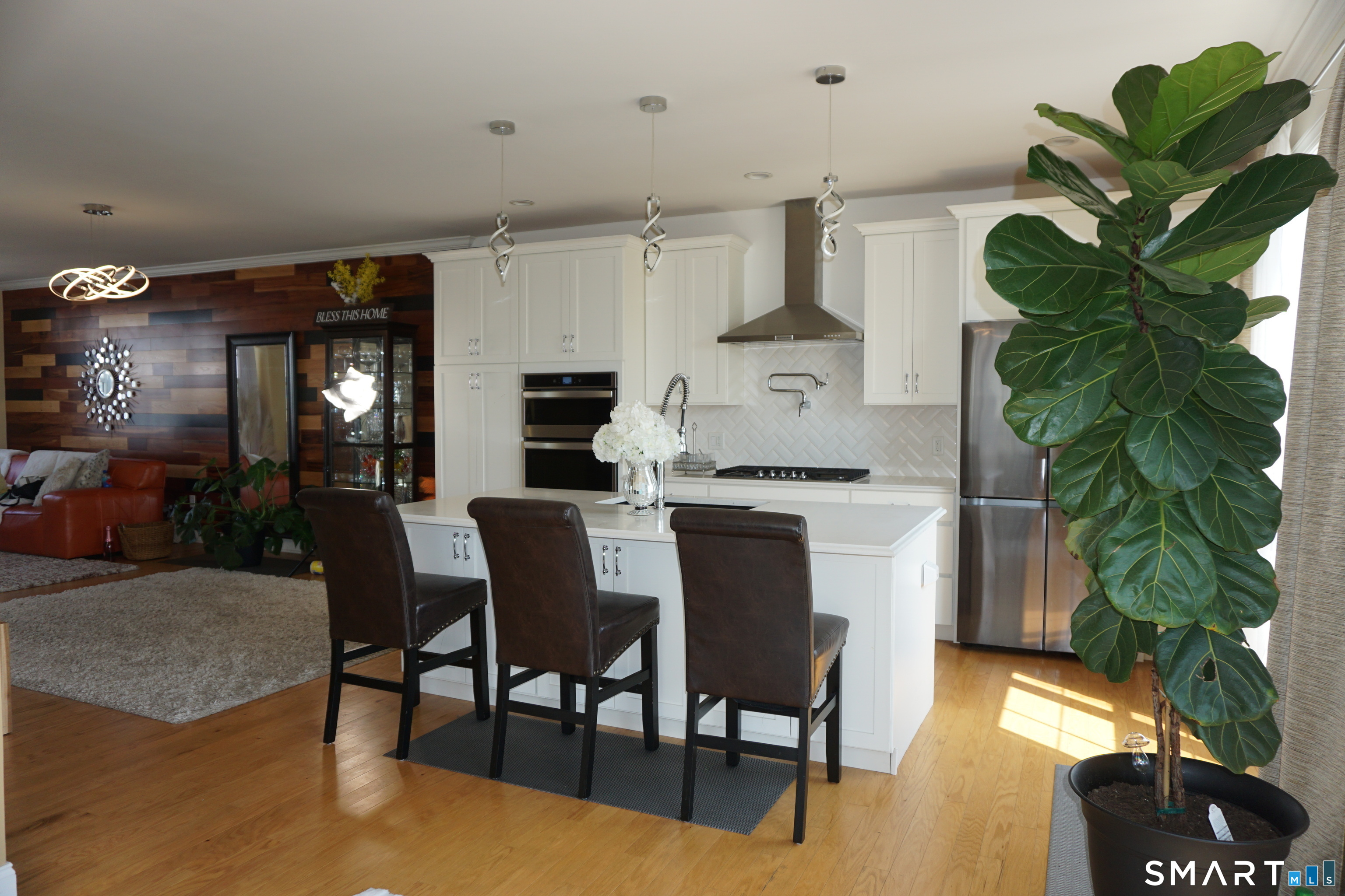 127 Brentwood Circle Danbury CT 06810