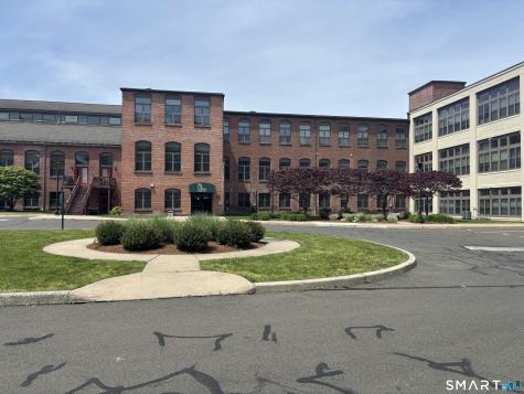 33 Mechanic Street Windsor CT 06095