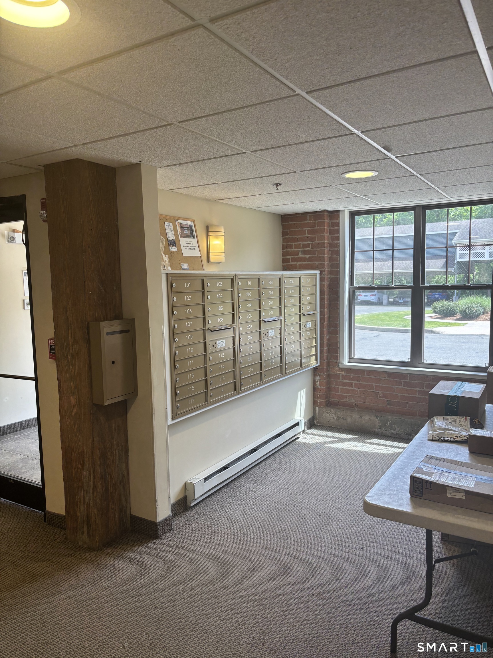 33 Mechanic Street Windsor CT 06095