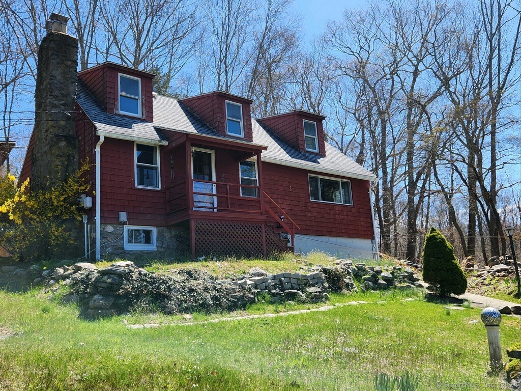217 Niantic River Road Waterford CT 06385