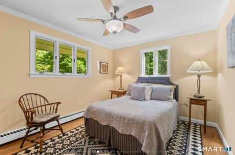 92 Kenmore Road Bloomfield CT 06002