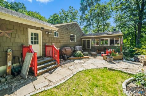 92 Kenmore Road Bloomfield CT 06002