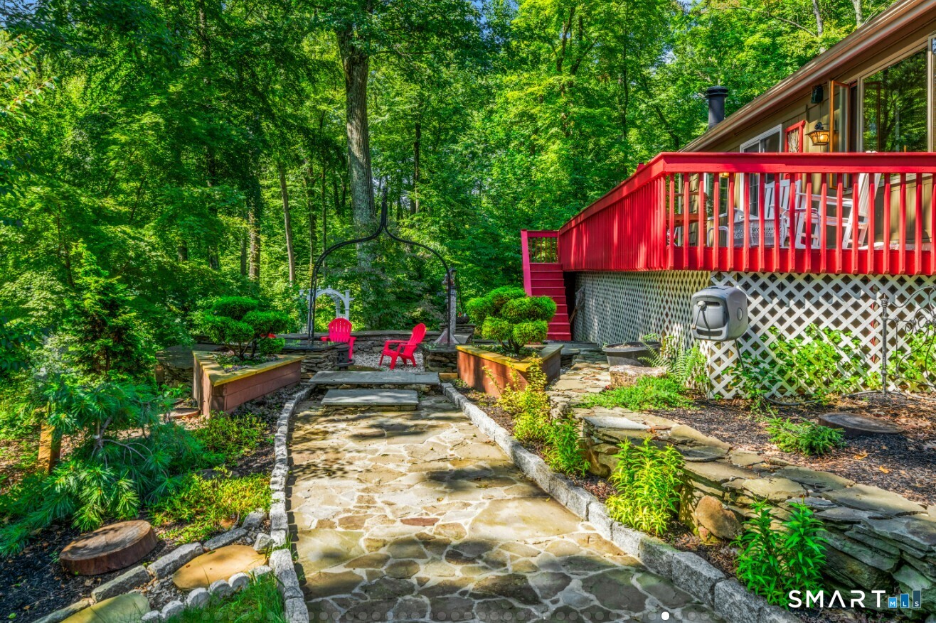 92 Kenmore Road Bloomfield CT 06002
