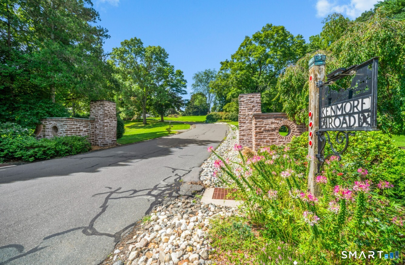 92 Kenmore Road Bloomfield CT 06002