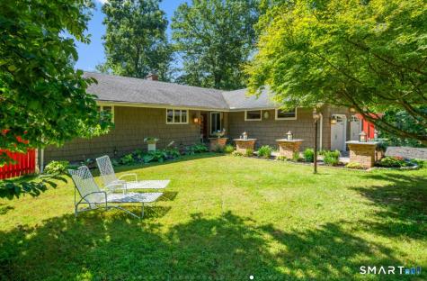 92 Kenmore Road Bloomfield CT 06002