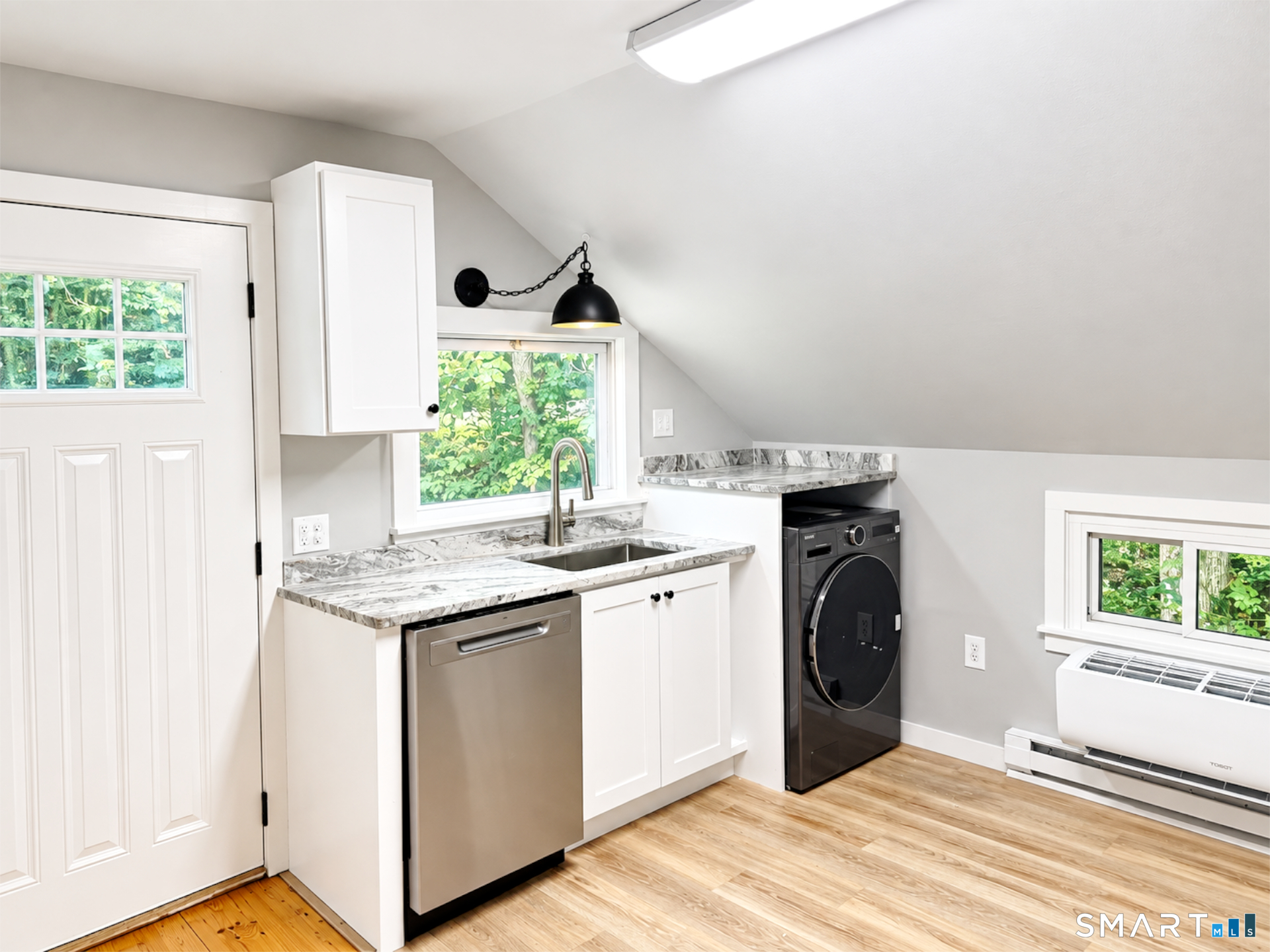 300 Railtree Hill Road Woodbury CT 06798