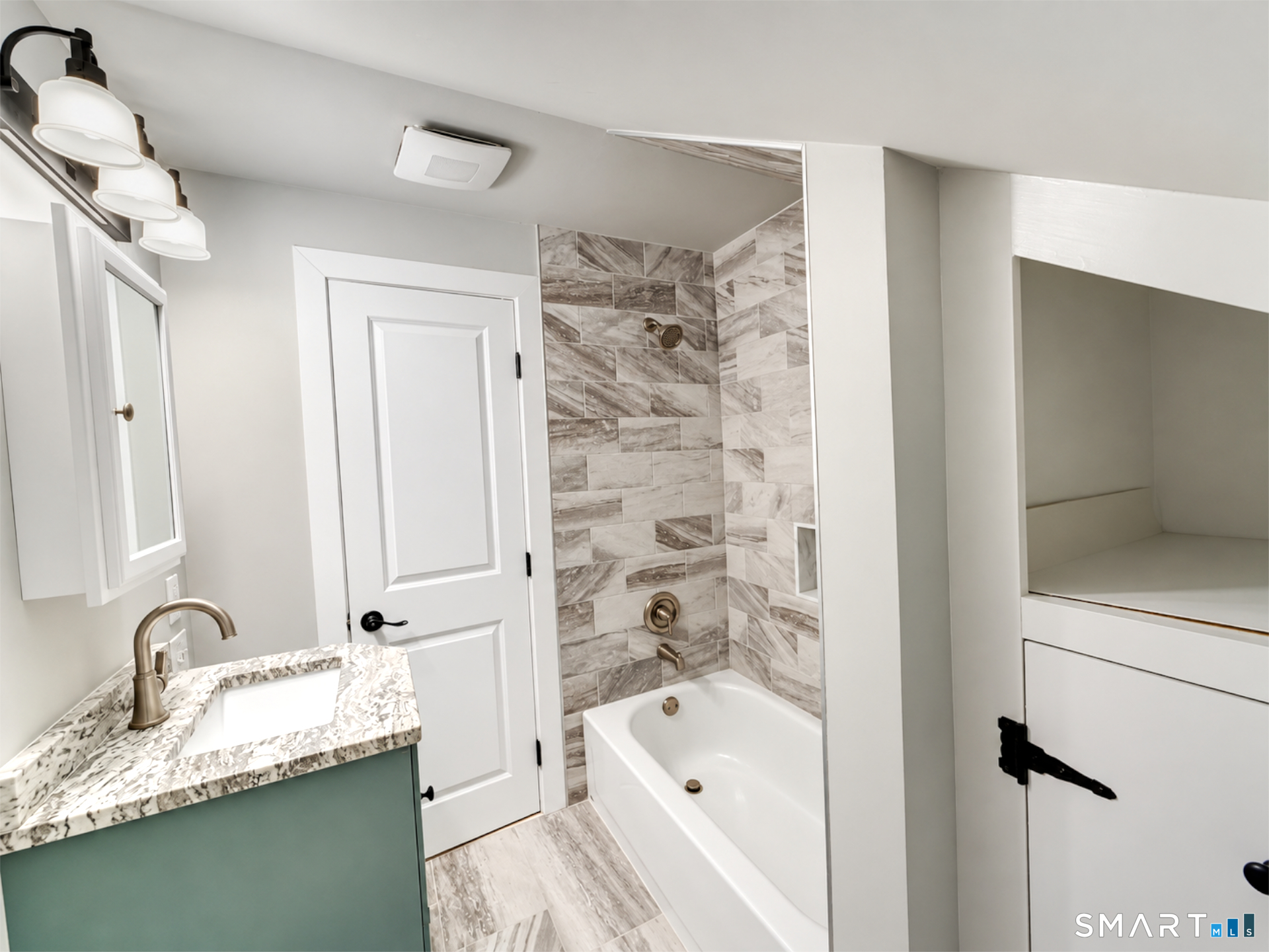300 Railtree Hill Road Woodbury CT 06798