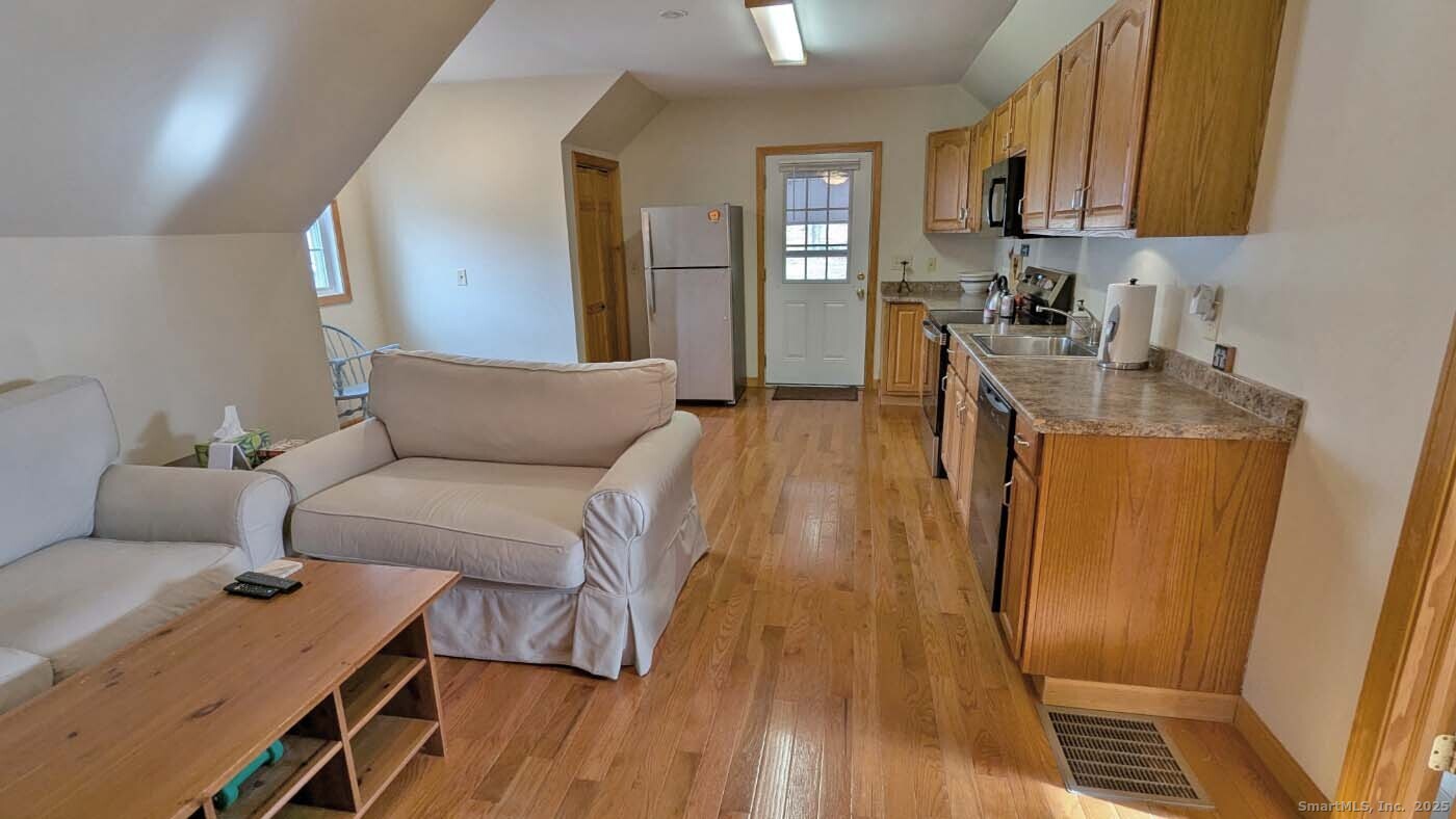 34 Hog Hill Road East Hampton CT 06424