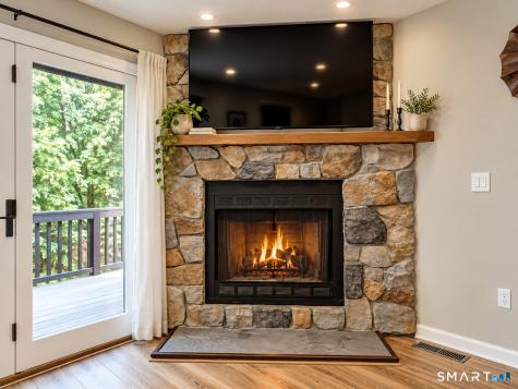704 Mill Pond Drive South Windsor CT 06074