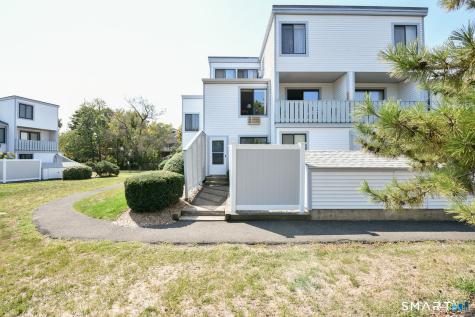 2 Hamre Lane Branford CT 06405
