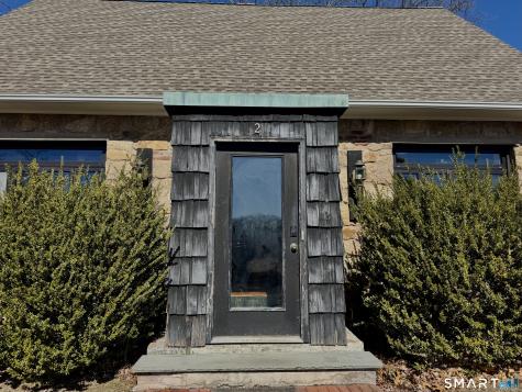 2 Meadow Place East Haven CT 06512