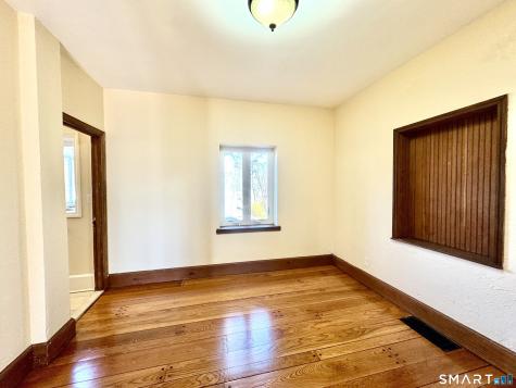 2 Meadow Place East Haven CT 06512